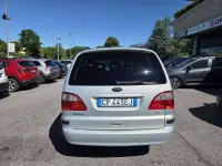 Usata Ford Galaxy Ghia 131 CV (96 kW) 2004 Argento Monovolume