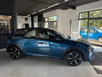 Nuova Lancia Ypsilon 100 CV (73 kW) 2026 Blu Utilitaria