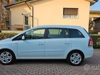 Usata Opel Zafira 110 CV (80 kW) 2012 Bianco Monovolume