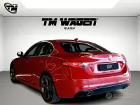 Usata Alfa Romeo Giulia Super 180 CV (132 kW) 2016 Rosso Berlina