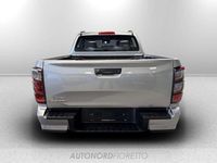 Nuova Isuzu D-Max 165 CV (121 kW) 2026 Mercury silver Pick-up