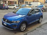 Usata VW T-Roc 116 CV (85 kW) 2019 Bluazzurro SUV