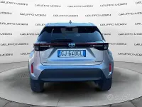 Usata Toyota Yaris Cross Trend 116 CV (85 kW) 2022 Grigio SUV
