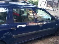 Usata Dacia Logan 105 CV (77 kW) 2007 Blu Berlina