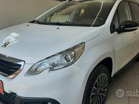 Usata Peugeot 2008 Allure 92 CV (67 kW) 2014 Bianco SUV