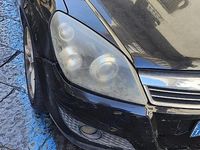Usata Opel Astra Cosmo 125 CV (91 kW) 2007 Nero Berlina