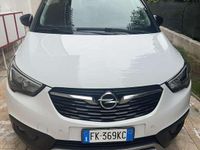 Usata Opel Crossland X Innovation 99 CV (72 kW) 2017 SUV