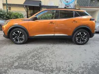 Usata Peugeot 2008 Allure 102 CV (75 kW) 2023 Bronzo SUV