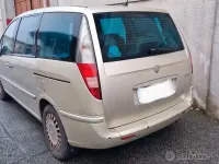 Usata Lancia Phedra 128 CV (94 kW) 2004 Marrone Monovolume