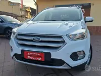 Usata Ford Kuga Titanium 120 CV (88 kW) 2017 Bianco SUV