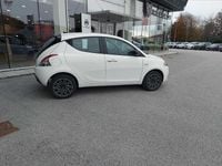 Usata Lancia Ypsilon Gold 69 CV (50 kW) 2023 Bianco Utilitaria
