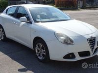 Usata Alfa Romeo Giulietta Distinctive 105 CV (77 kW) 2013 Bianco Utilitaria