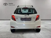Usata Toyota Yaris 69 CV (50 kW) 2014 Bianco Utilitaria
