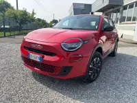 Usata Fiat 600 La Prima 101 CV (74 kW) 2025 Rosso SUV