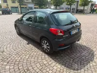 Usata Peugeot 206+ 60 CV (44 kW) 2011 Nero Utilitaria