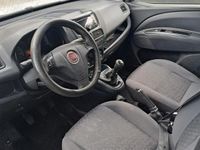 Usata Fiat Doblò 90 CV (66 kW) 2012 Bianco Monovolume