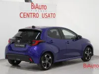 Nuova Toyota Yaris Hybrid Lounge 130 CV (95 kW) 2026 Blu Berlina