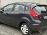 Usata Ford Fiesta 68 CV (50 kW) 2010 Nero Utilitaria