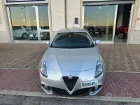 Usata Alfa Romeo Giulietta Distinctive 120 CV (88 kW) 2016 Grigio Utilitaria