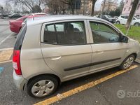 Usata Kia Picanto 61 CV (44 kW) 2007 Grigio Utilitaria