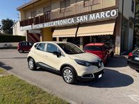 Usata Renault Captur Life 90 CV (66 kW) 2015 Bianco SUV