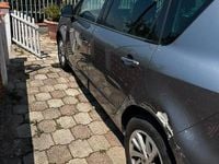 Usata Renault Scénic III XMOD 110 CV (80 kW) 2013 Grigio Monovolume