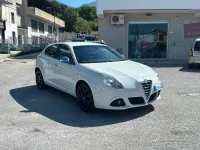 Usata Alfa Romeo Giulietta 105 CV (77 kW) 2013 Bianco Utilitaria