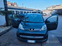 Usata Peugeot 107 Active 68 CV (50 kW) 2009 Grigio Utilitaria