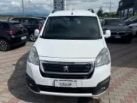 Usata Peugeot Partner Tepee Outdoor 120 CV (88 kW) 2017 Bianco Monovolume
