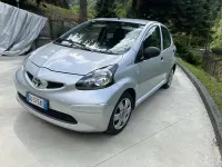 Begagnad Toyota Aygo 68 HK (50 kW) 2007 Grå Halvkombi