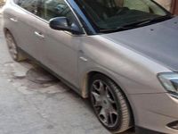 Usata Lancia Delta 190 CV (139 kW) 2009 Grigio Utilitaria