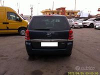 usata Opel Zafira 7 POSTI FULL OPTIONAL 2011