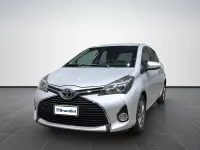 Usata Toyota Yaris Active 69 CV (50 kW) 2016 Grigio Utilitaria