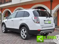 Usata Chevrolet Captiva LTZ 183 CV (134 kW) 2011 Bianco SUV