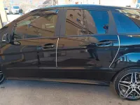 Usata Mercedes B180 109 CV (80 kW) 2010 Nero Monovolume
