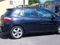 Usata Toyota Auris Hybrid Style 99 CV (72 kW) 2012 Nero Berlina