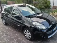 Usata Renault Clio IV Dynamique 75 CV (55 kW) 2012 Nero Berlina