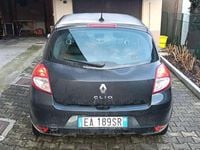 Usata Renault Clio III Dynamique 75 CV (55 kW) 2010 Nero Berlina