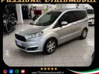 Usata Ford Tourneo Courier 101 CV (74 kW) 2015 Argento Monovolume