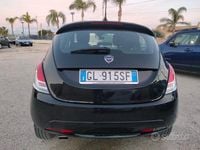 Usata Lancia Ypsilon Gold 69 CV (50 kW) 2022 Nero Utilitaria