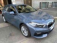 Usata BMW 116 Sport Line 109 CV (80 kW) 2021 Gray Utilitaria