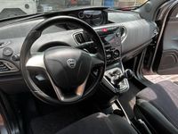 Usata Lancia Ypsilon 95 CV (69 kW) 2011 Grigio Utilitaria