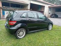 Usata Mercedes B150 95 CV (69 kW) 2008 Nero Monovolume