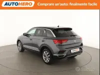 Usata VW T-Roc 150 CV (110 kW) 2019 Grigio SUV