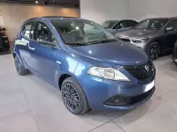 Usata Lancia Ypsilon Silver 69 CV (50 kW) 2023 Blu elegante Utilitaria