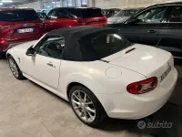 Usata Mazda MX5 126 CV (92 kW) 2010 Bianco Cabrio