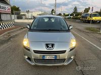 Usata Peugeot 5008 150 CV (110 kW) 2010 Grigio Monovolume