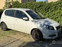 Usata Chevrolet Aveo 84 CV (61 kW) 2011 Bianco Berlina