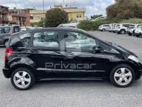 Usata Mercedes A180 Premium 109 CV (80 kW) 2012 Nero Utilitaria