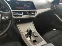 Usata BMW 318 Advantage 149 CV (109 kW) 2020 Rosso Station wagon